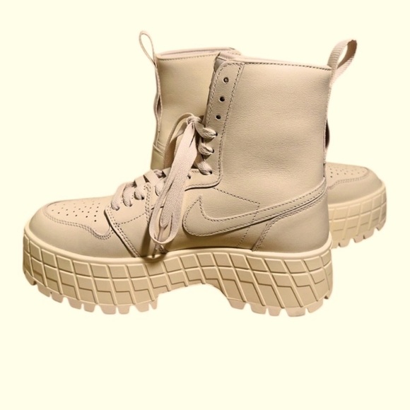 Nike Air Jordan 1 Brooklyn High Top Chunky Platform Leather Boot Size 9.5 New - Picture 10 of 12